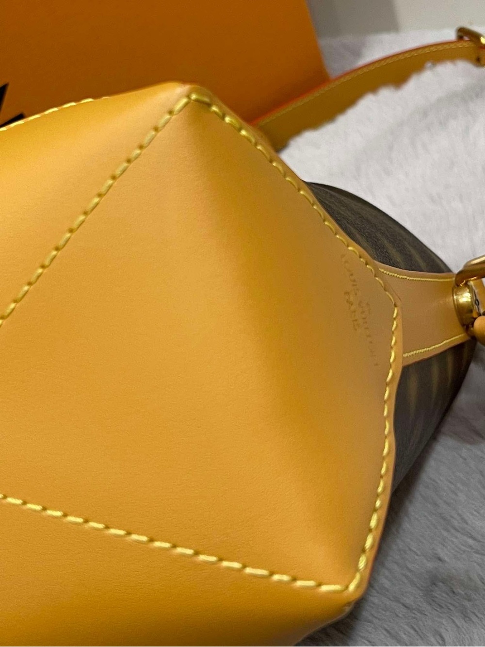 Louis Vuitton Limited Edition Hobo Cruiser PM Blurry Monogram - Picture 9 of 13